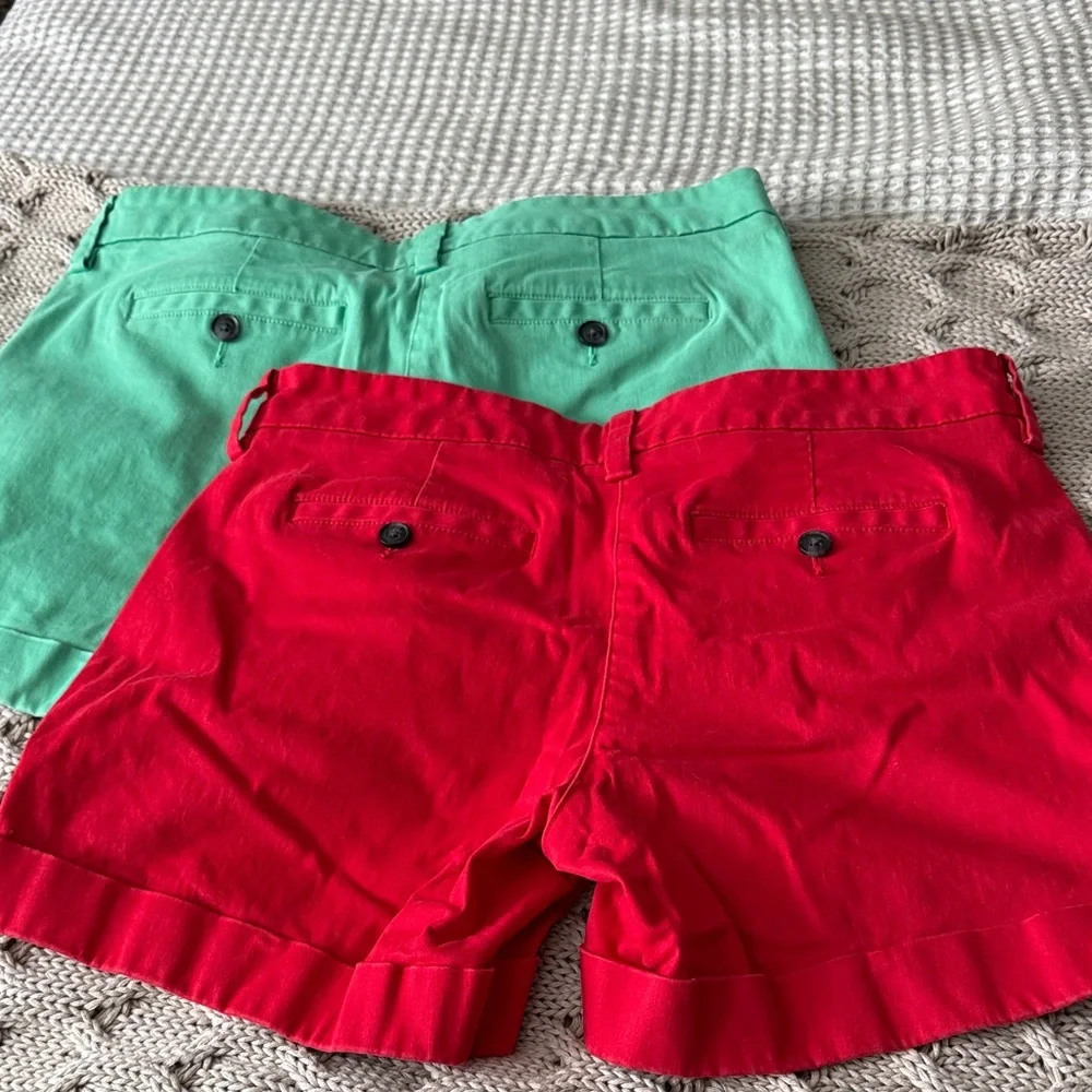 Market & Spruce Red and Green Women's Shorts - Picture 5 of 6